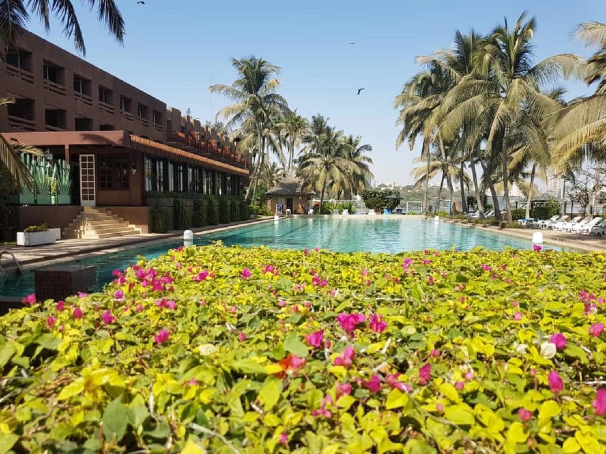 Hotel Jardin Savana Dakar Exterior photo